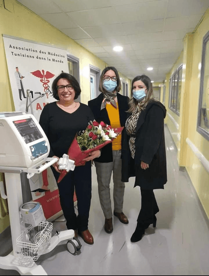 Photo Acquisition et remise d’un respirateur SLE6000 au service de réanimation de Bab saâdoun 