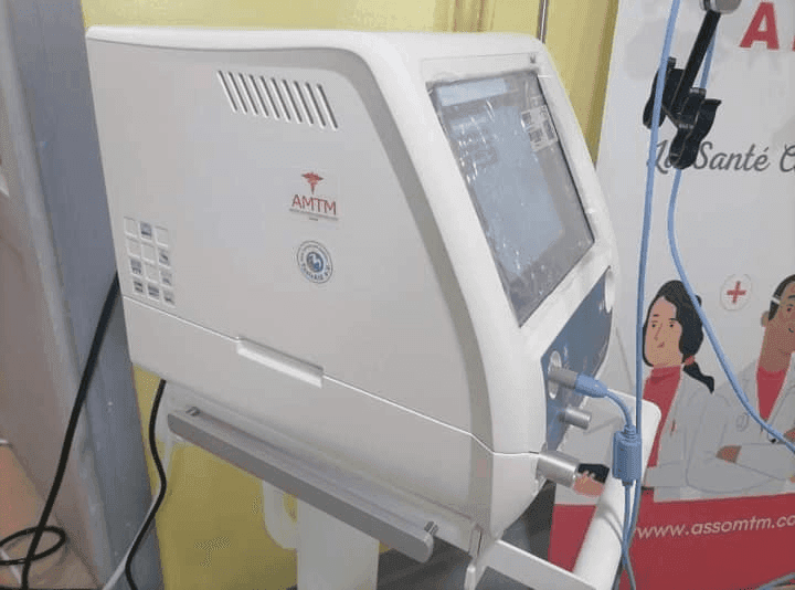 Photo Acquisition et remise d’un respirateur SLE6000 au service de réanimation de Bab saâdoun 